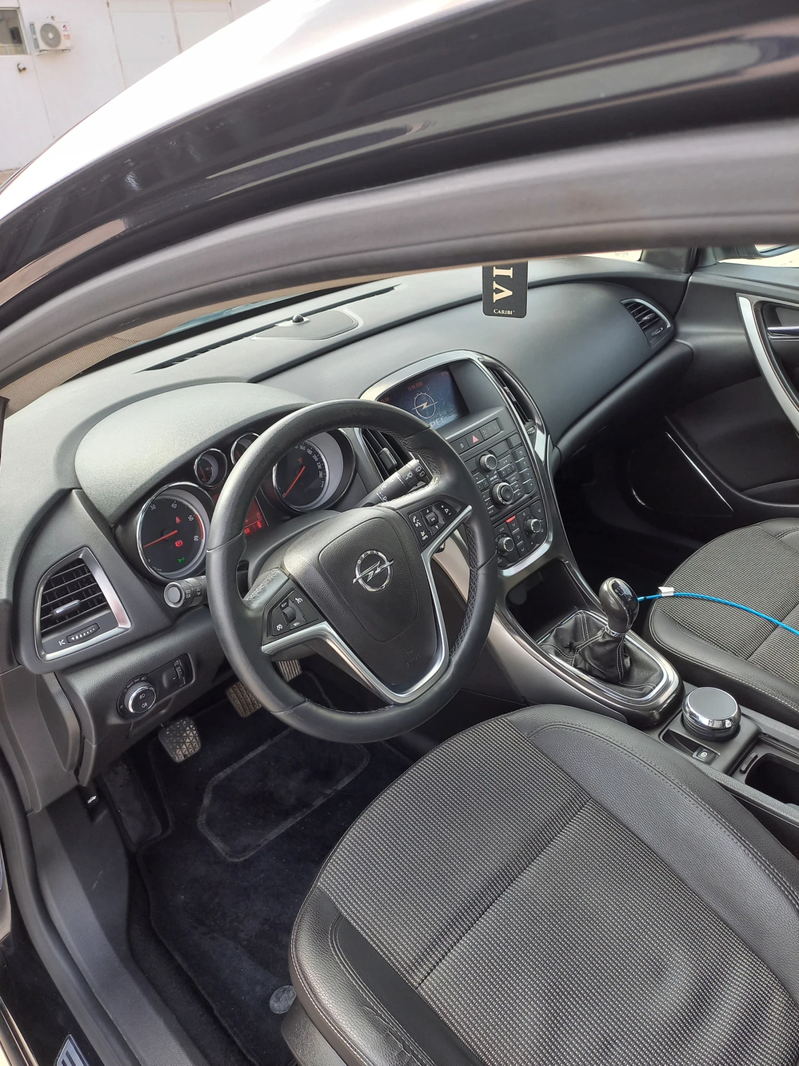 Opel Astra, снимка 10 - Автомобили и джипове - 54285511