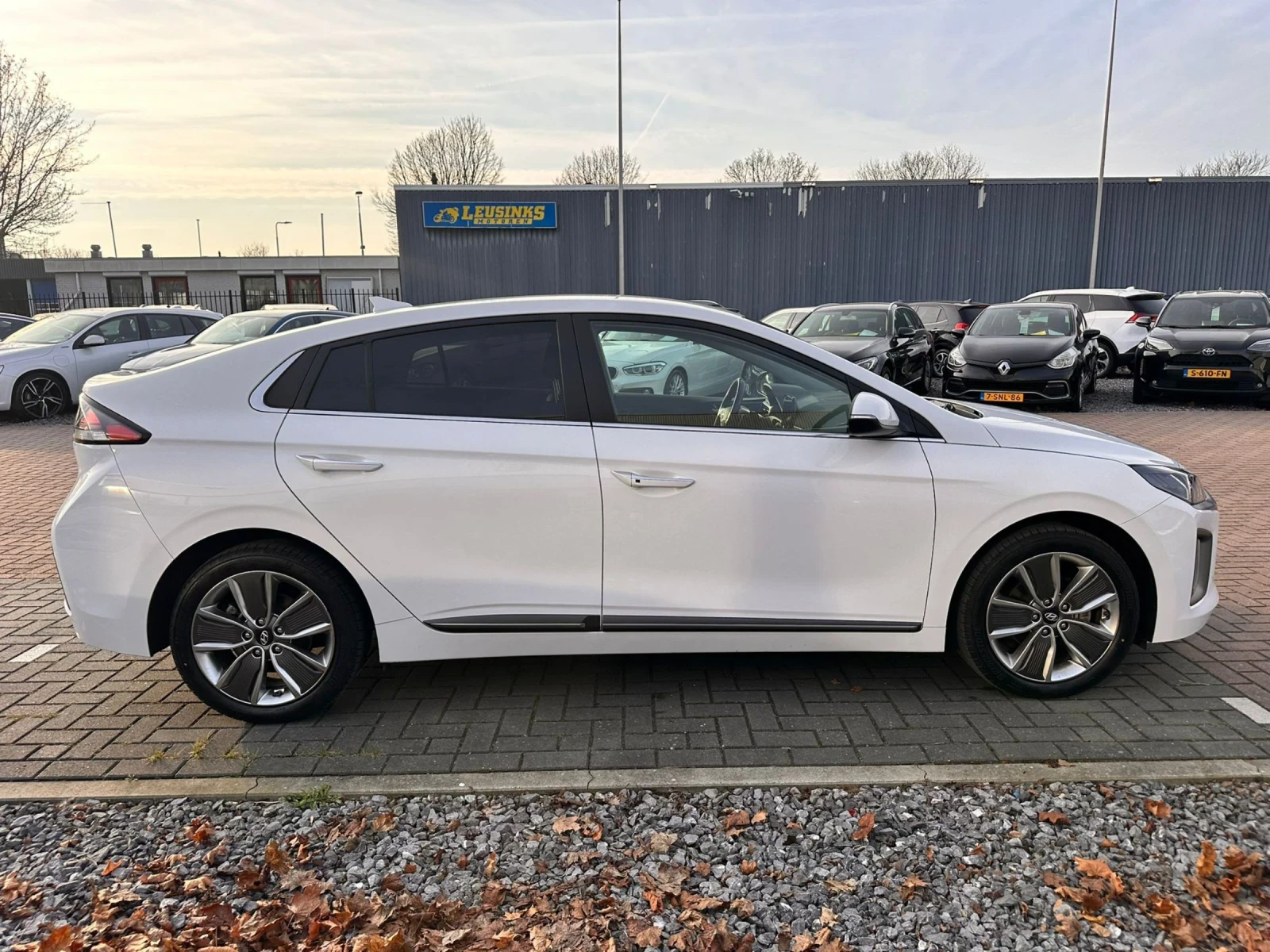 Hyundai Ioniq Premium 38kw  | Mobile.bg � ����������� 2