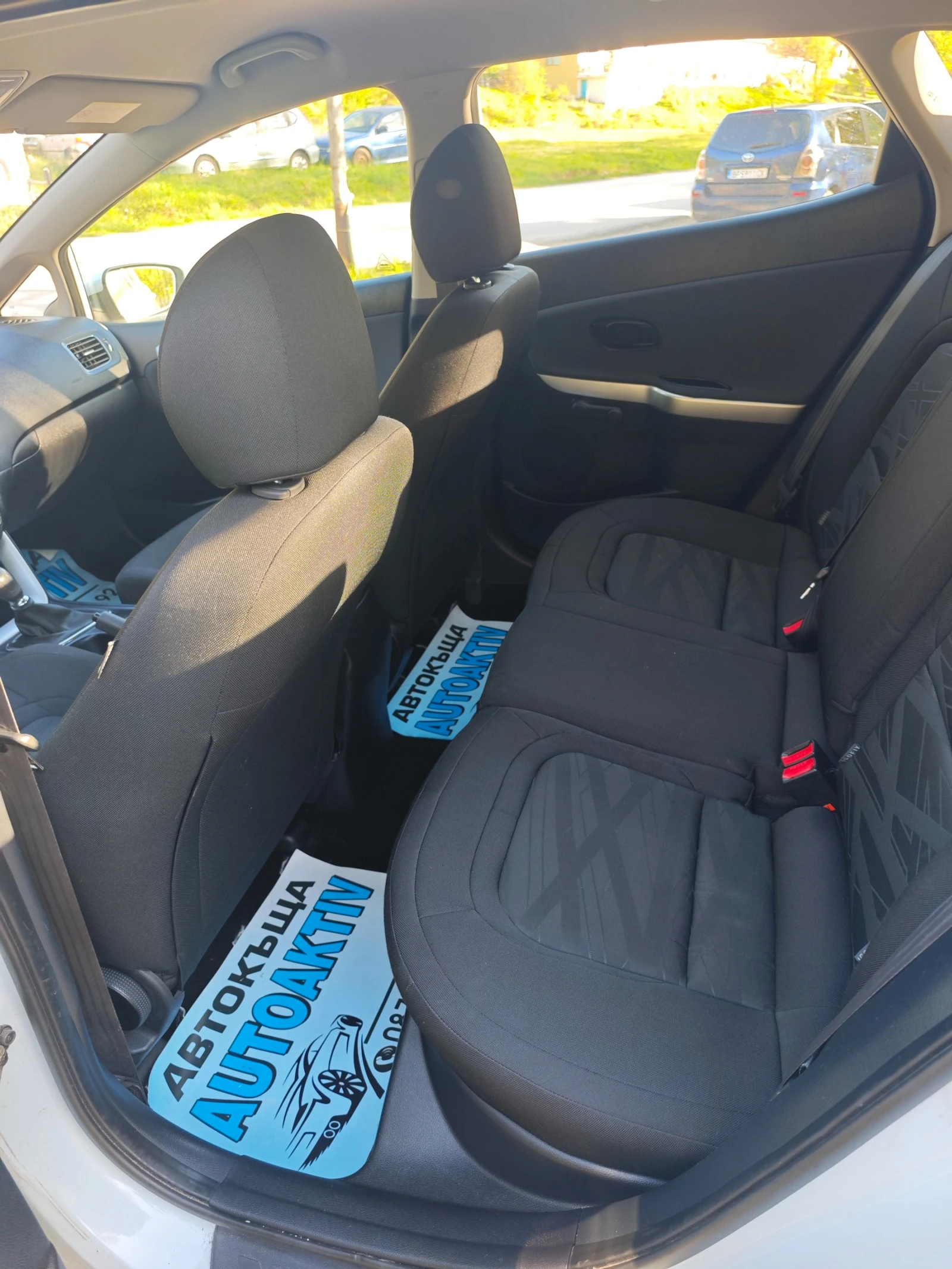 Kia Ceed 1.4I НОВ ВНОС, снимка 7 - Автомобили и джипове - 54365910