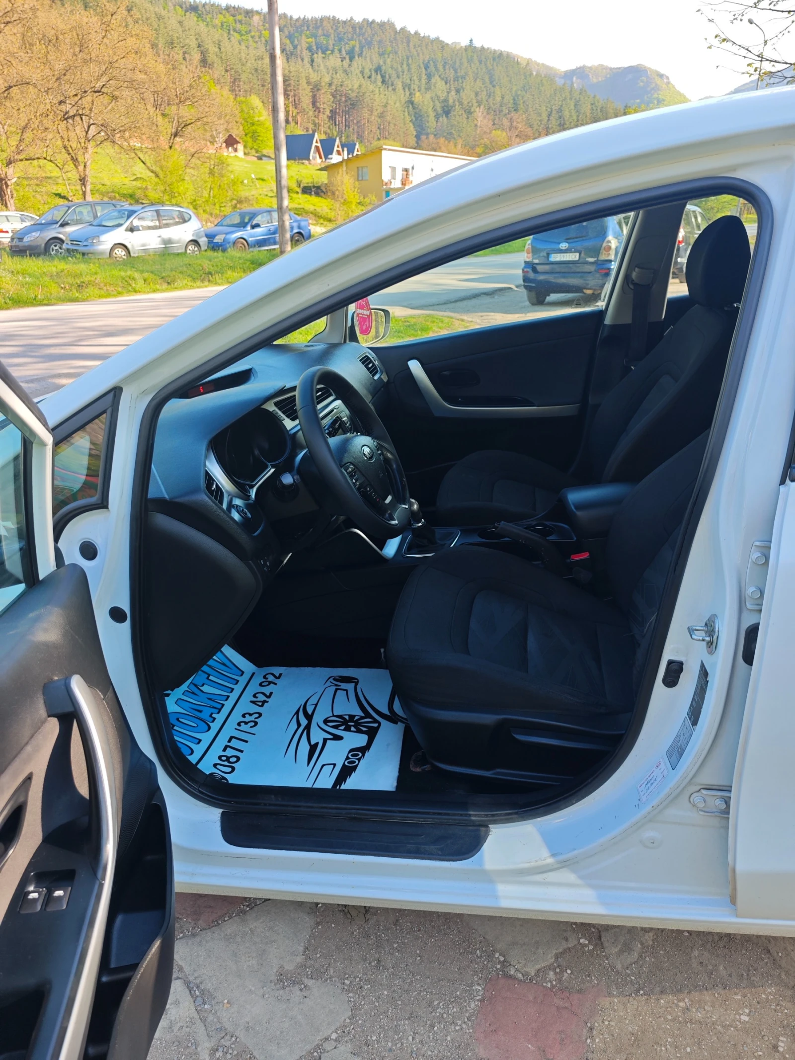 Kia Ceed 1.4I НОВ ВНОС, снимка 9 - Автомобили и джипове - 54365910