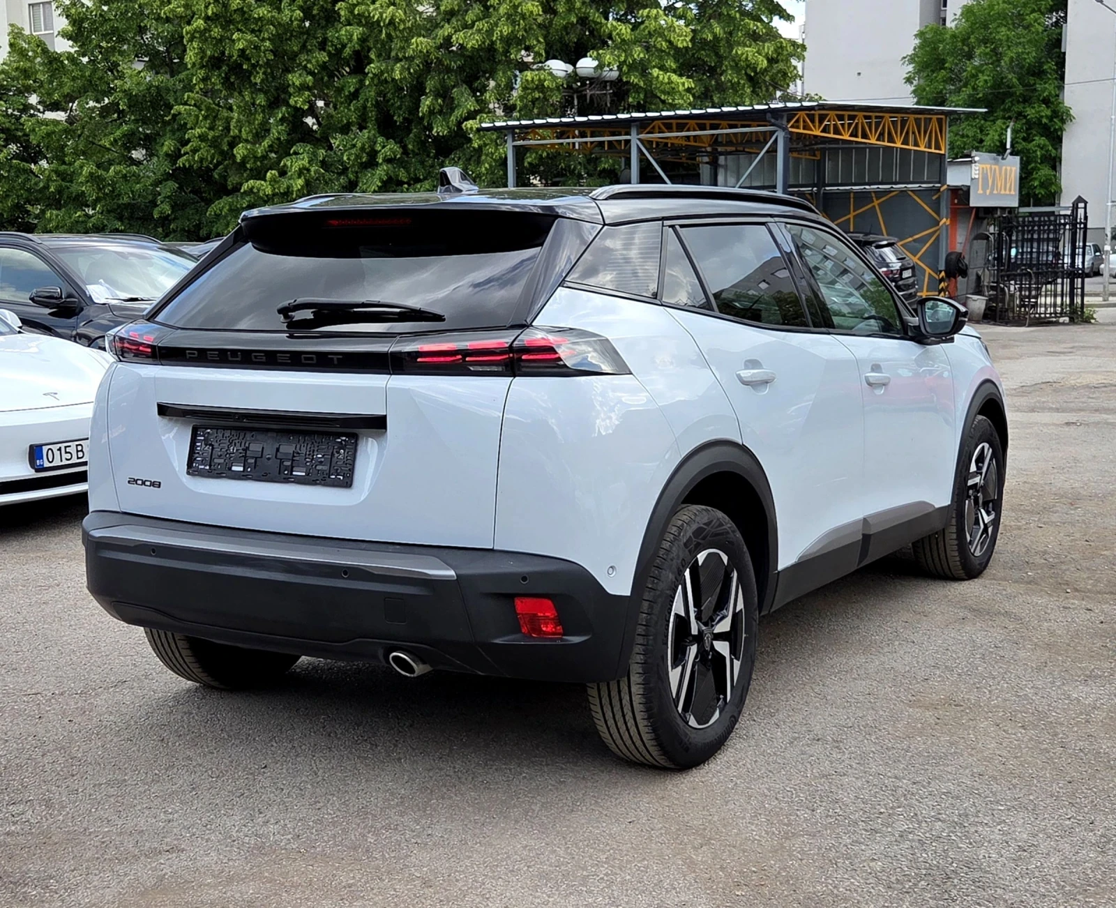 Peugeot 2008 2024/Gt line/1.5 Blue HDi, снимка 4 - Автомобили и джипове - 54825470