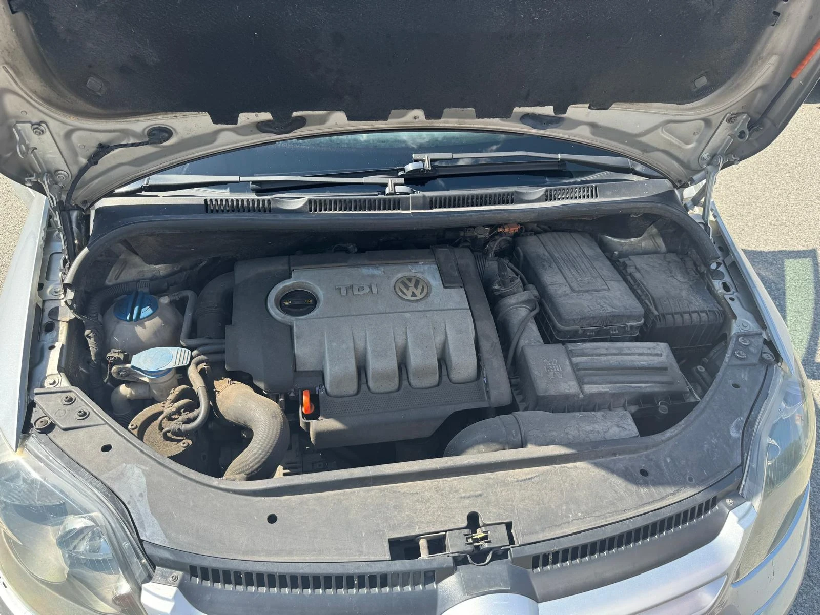 VW Golf Plus, снимка 12 - Автомобили и джипове - 55102638