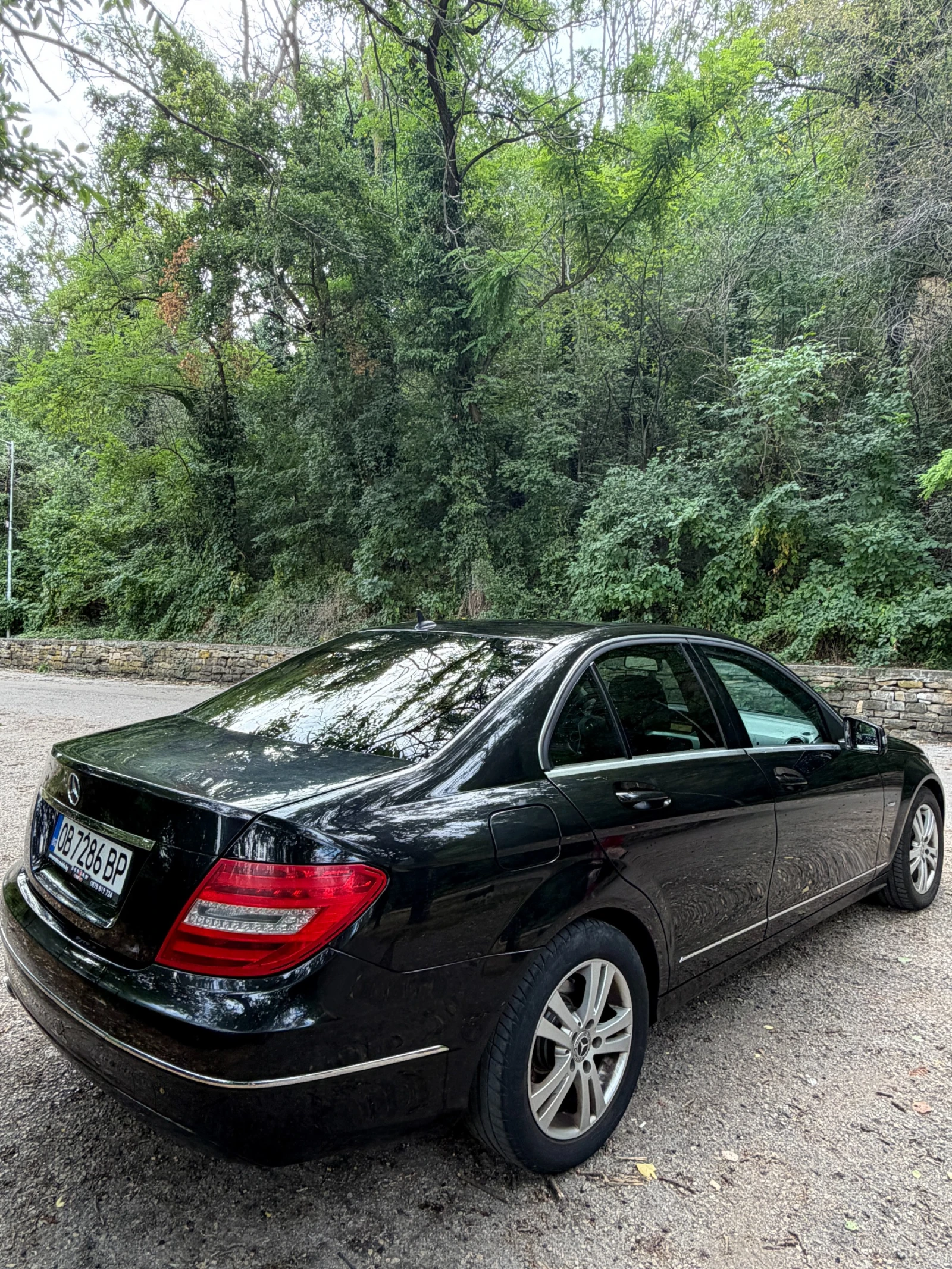 Mercedes-Benz C 220, снимка 5 - Автомобили и джипове - 55411544