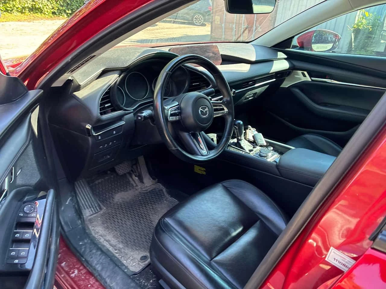 Mazda 3 GT | CARFAX | АВТОКРЕДИТ БЕЗ ПЪРВОНАЧАЛНА ВНОСКА  , снимка 7 - Автомобили и джипове - 55514263