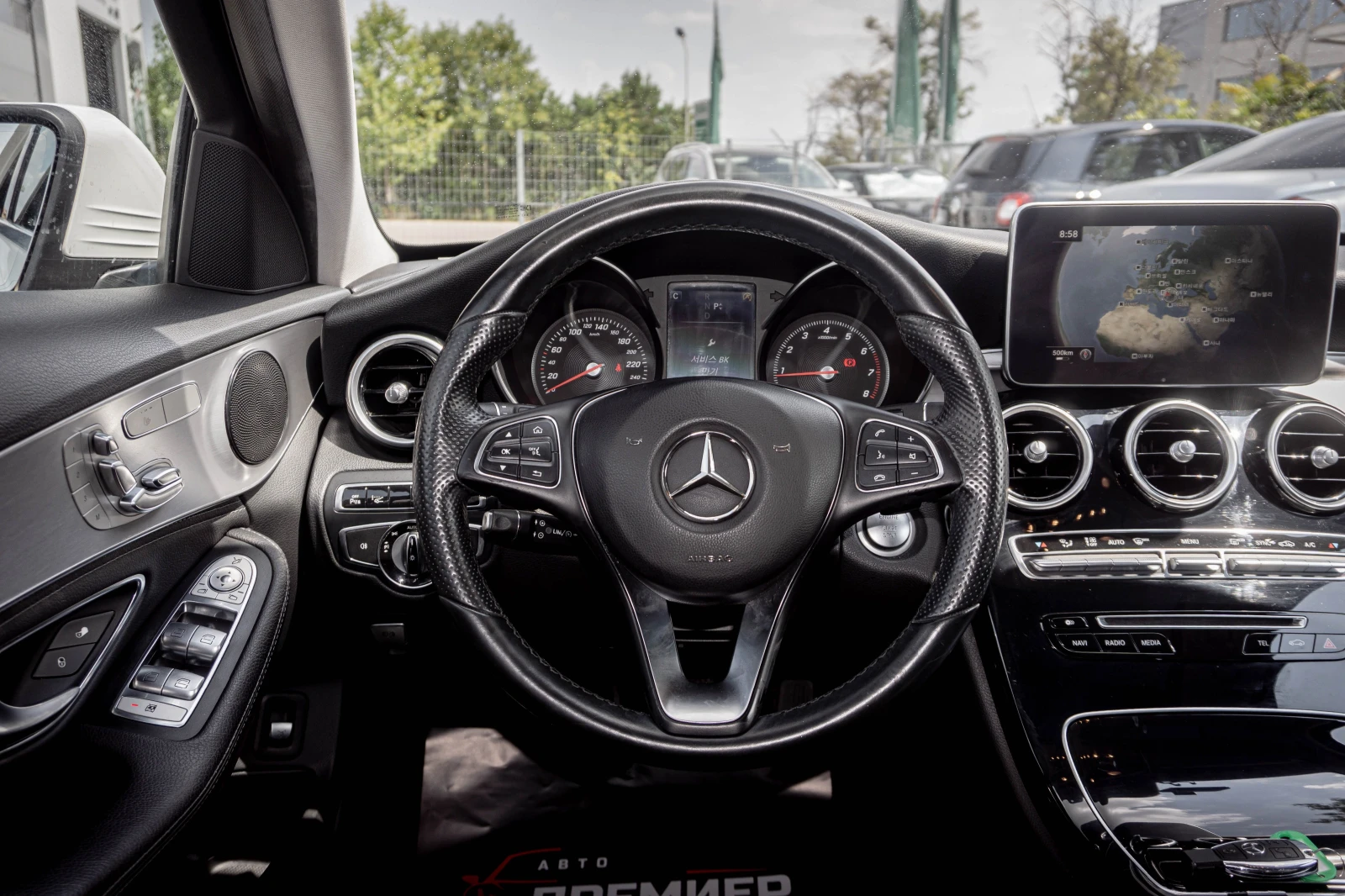 Mercedes-Benz C 200 КАТО НОВА-121, 615 КМ!, снимка 8 - Автомобили и джипове - 55692938