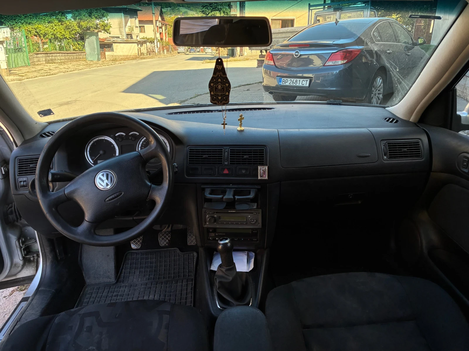 VW Golf, снимка 5 - Автомобили и джипове - 56357493