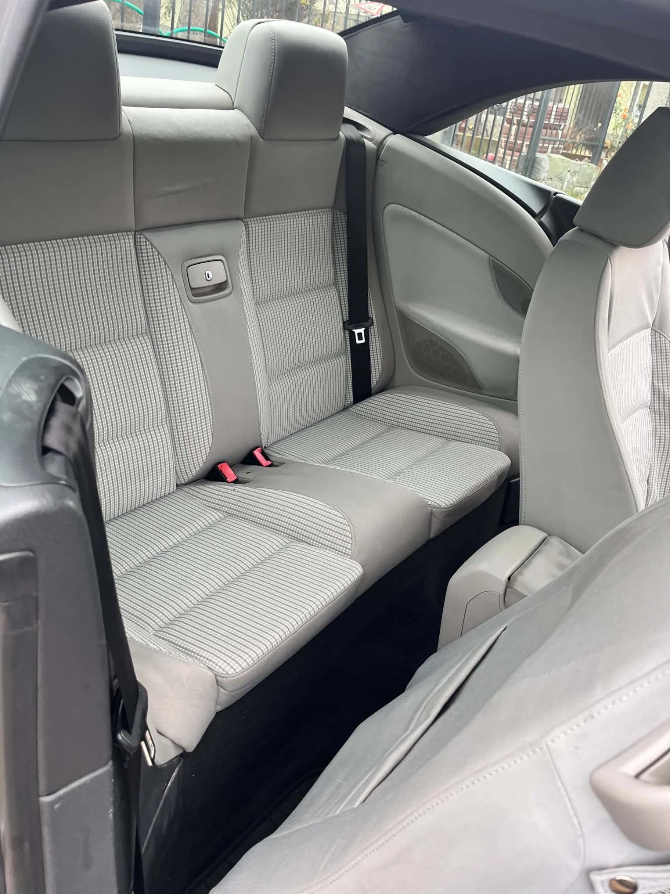 VW Eos 2.0 FSI, снимка 10 - Автомобили и джипове - 56535704