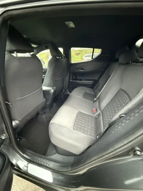 Toyota C-HR HYBRID BI Tone 2.0 184к.с НОВ, снимка 11