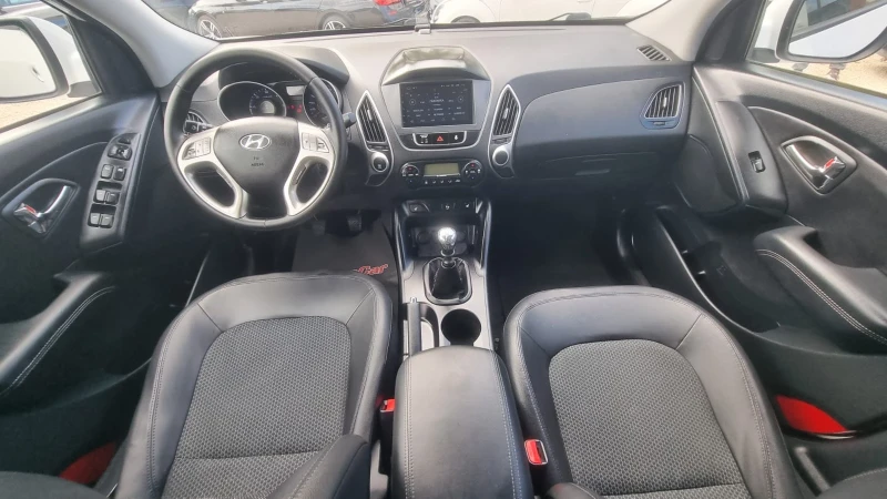 Hyundai IX35 1.7 CRDI, снимка 9 - Автомобили и джипове - 47302096