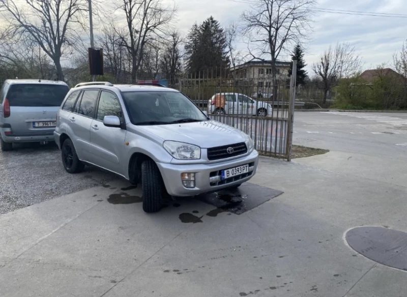 Toyota Rav4 2.0 vvti, снимка 11 - Автомобили и джипове - 47374073