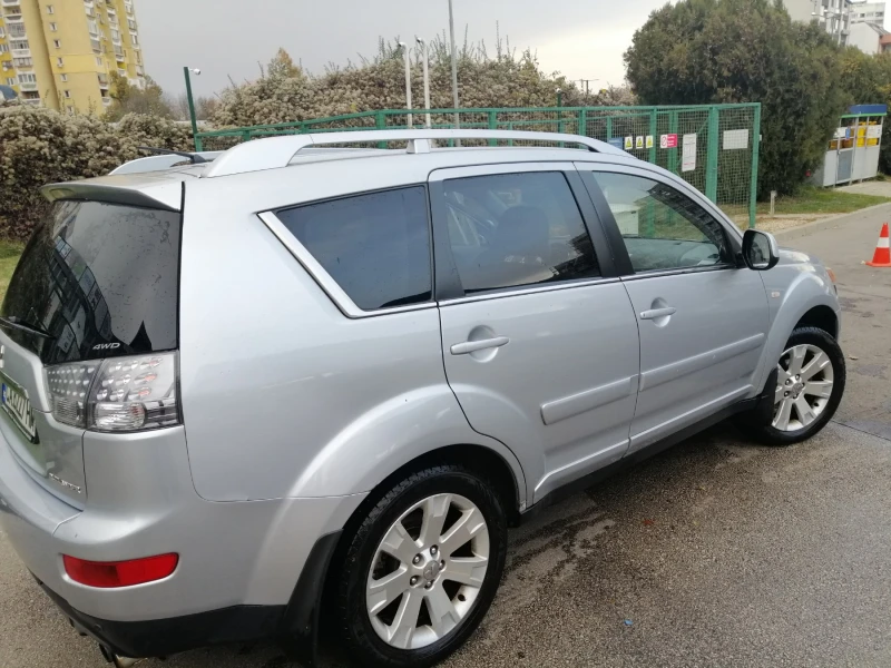 Mitsubishi Outlander TDI, снимка 2 - Автомобили и джипове - 49054845