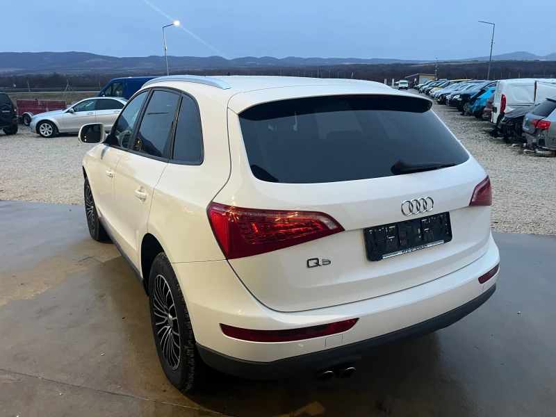 Audi Q5 2.0TDI, снимка 4 - Автомобили и джипове - 48161463