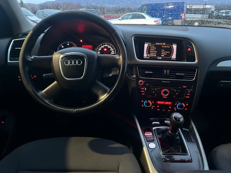 Audi Q5 2.0TDI, снимка 10 - Автомобили и джипове - 48161463