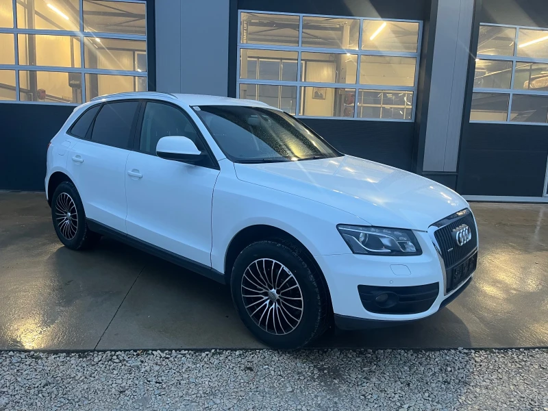 Audi Q5 2.0TDI, снимка 2 - Автомобили и джипове - 48161463