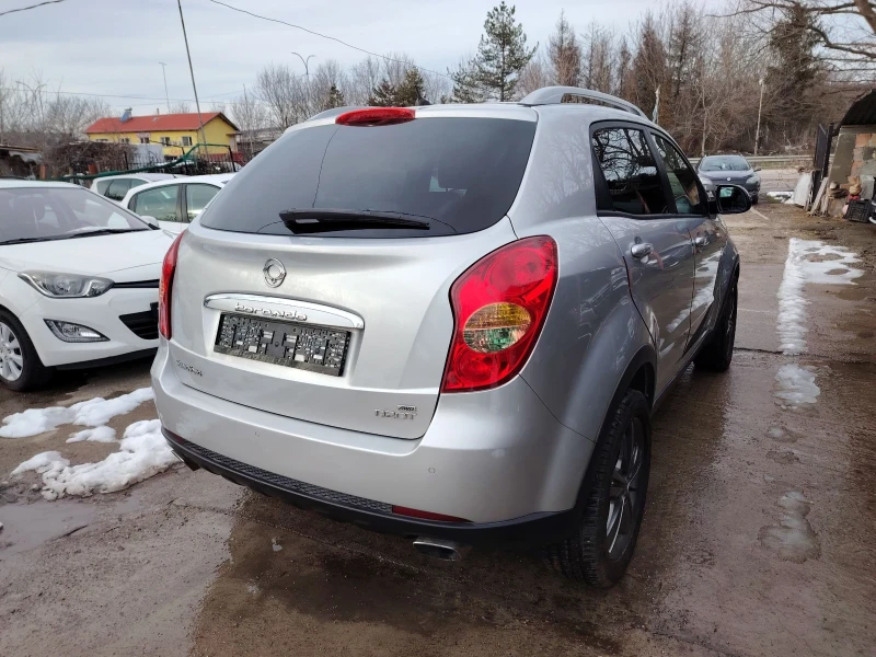 SsangYong Korando 2.0 Дизел 4х4, снимка 4 - Автомобили и джипове - 50035965