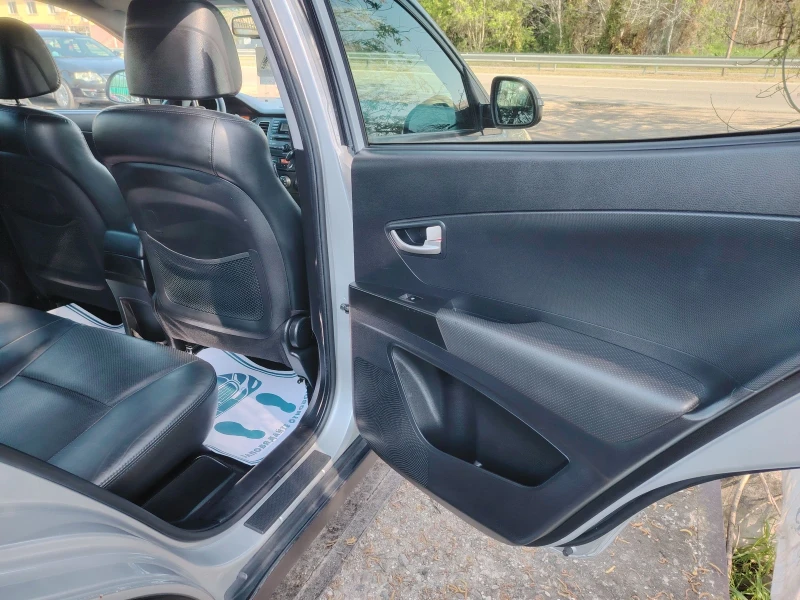 SsangYong Korando 2.0 Дизел 4х4, снимка 7 - Автомобили и джипове - 50035965