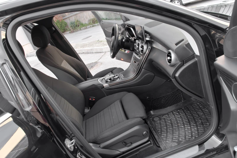 Mercedes-Benz GLC 220 d 170ks, снимка 12 - Автомобили и джипове - 51335122