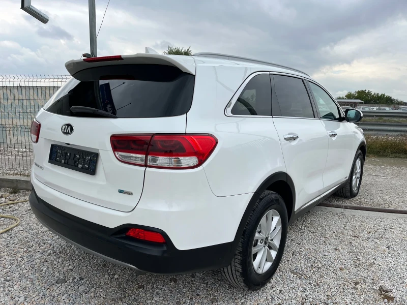 Kia Sorento 2.2CRDi 200кс 4х4 6ск, снимка 4 - Автомобили и джипове - 51877264