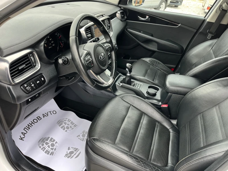 Kia Sorento 2.2CRDi 200кс 4х4 6ск, снимка 11 - Автомобили и джипове - 51877264