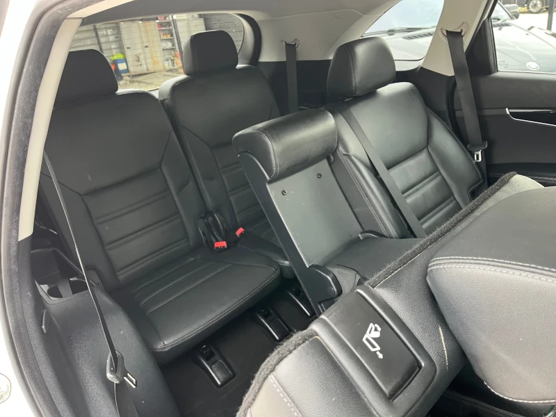Kia Sorento 2.2CRDi 200кс 4х4 6ск, снимка 15 - Автомобили и джипове - 51877264
