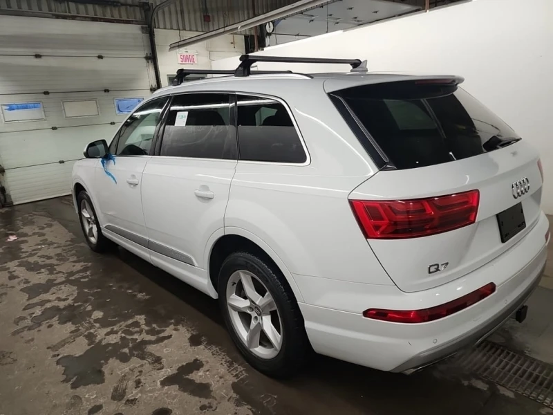 Audi Q7 2019 KOMFORT * CARFAX * БЕЗ ПЪРВОНАЧАЛНА ВНОСКА, снимка 6 - Автомобили и джипове - 53123378