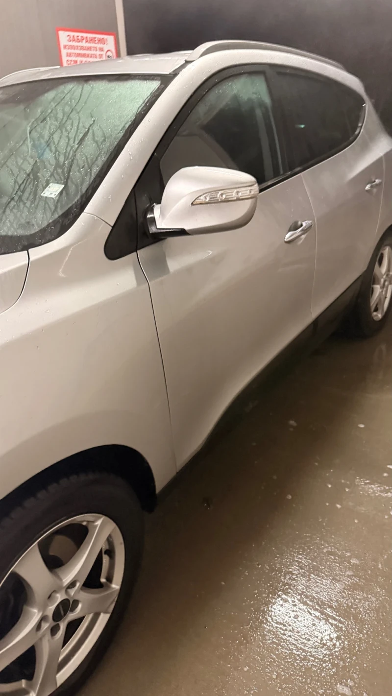 Hyundai IX35, снимка 9 - Автомобили и джипове - 53264558
