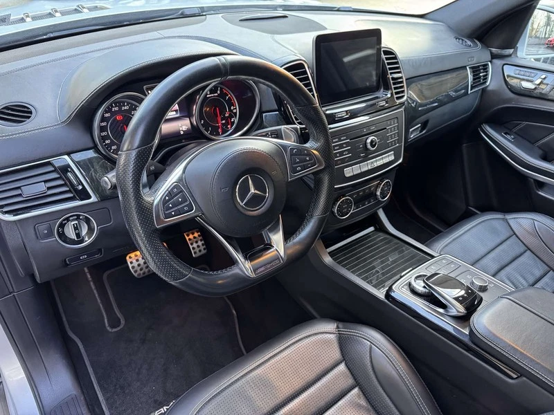 Mercedes-Benz GLS 63 AMG, снимка 8 - Автомобили и джипове - 52550646