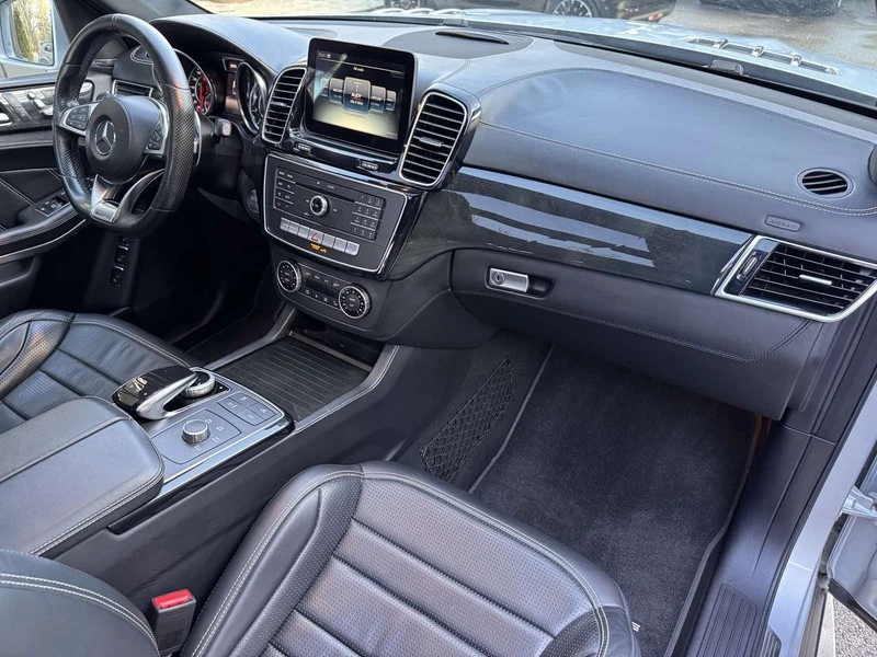 Mercedes-Benz GLS 63 AMG, снимка 12 - Автомобили и джипове - 52550646