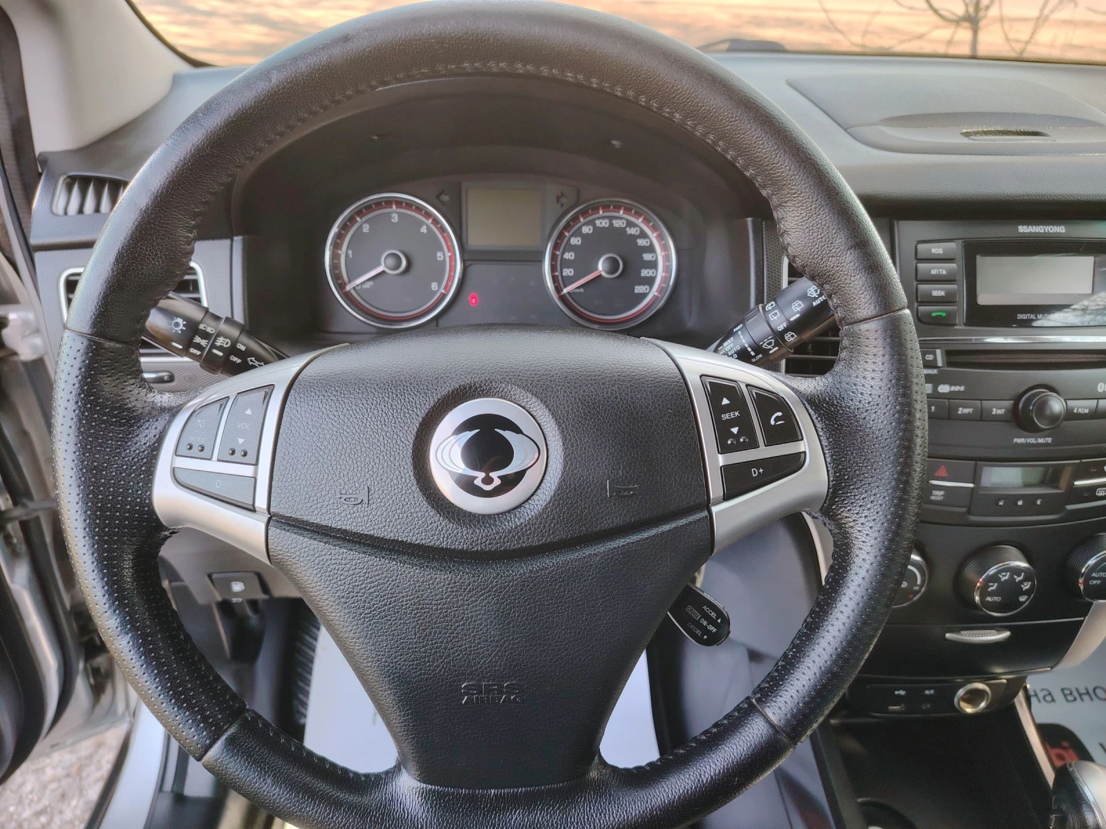 SsangYong Korando 2.0  44 | Mobile.bg   14