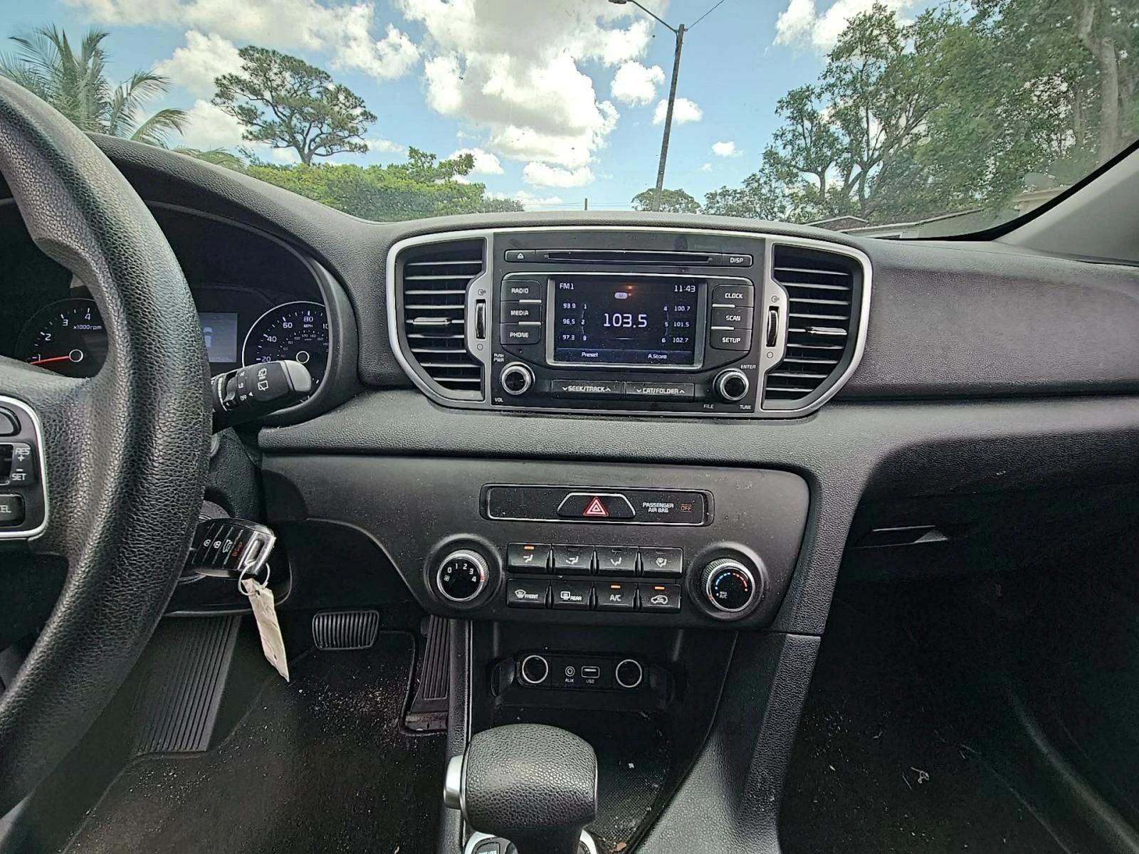 Kia Sportage  LX - изображение 3
