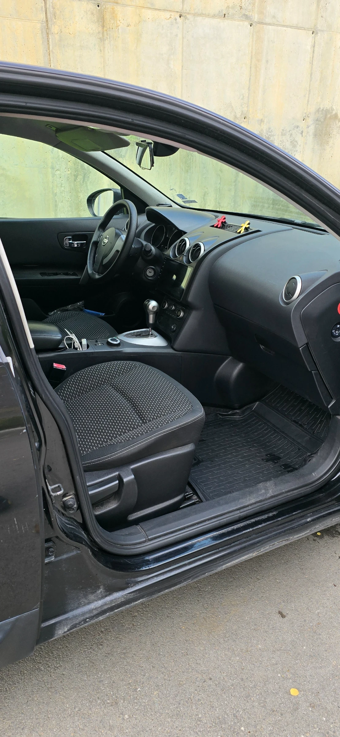 Nissan Qashqai 2.0 DCI | Mobile.bg — изображение 9