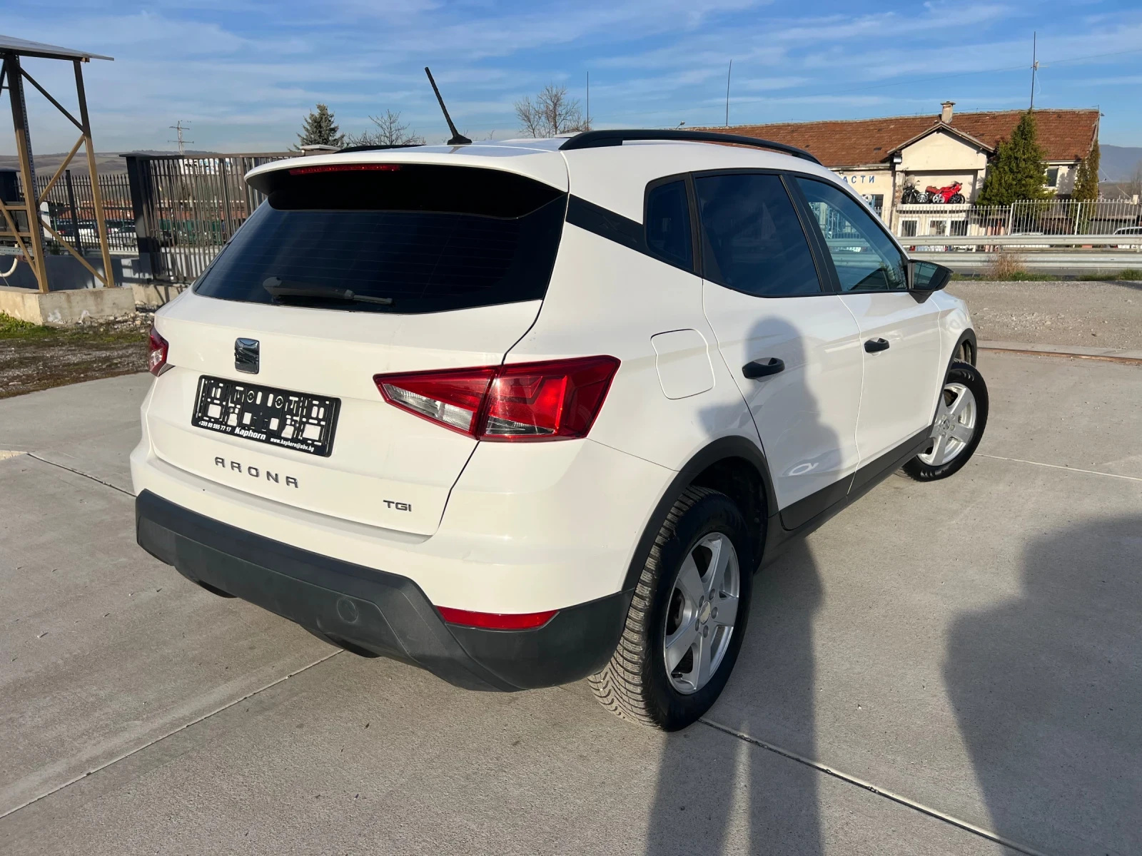 Seat Arona 1.0i/CNG - изображение 7