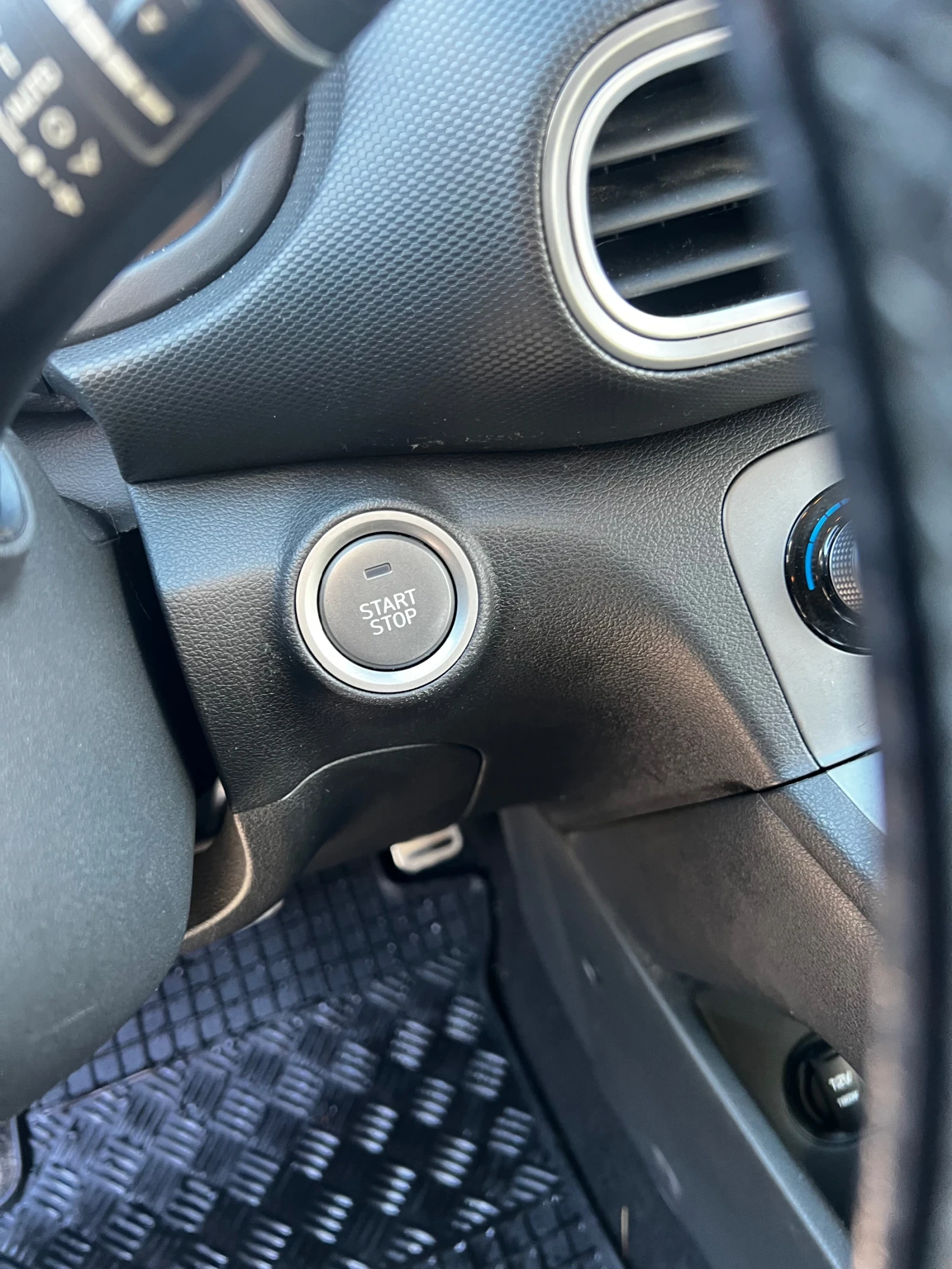 Hyundai Kona 64kW 204hp термопомпа - изображение 6