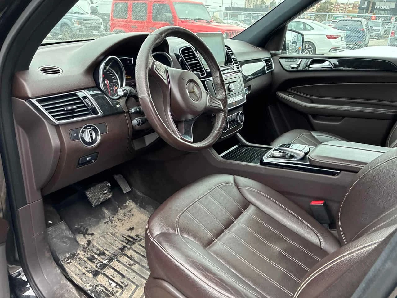 Mercedes-Benz GLE 350d  CARFAX, снимка 5 - Автомобили и джипове - 53917695