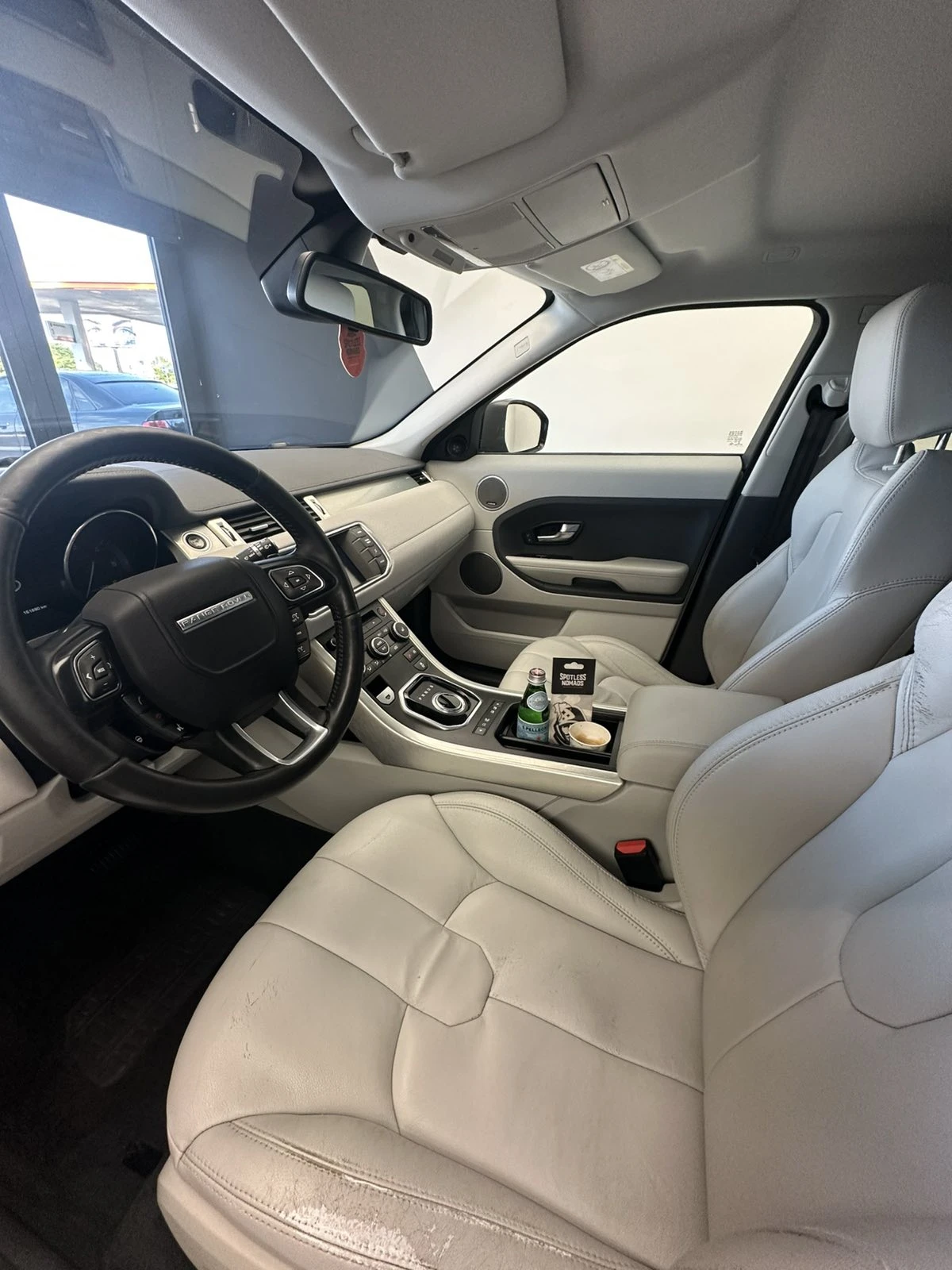 Land Rover Evoque 2.2, снимка 9 - Автомобили и джипове - 54079558
