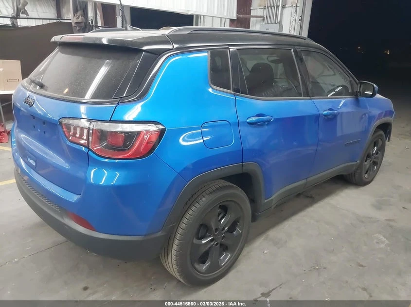 Jeep Compass 2.4l Altitude Fwd, снимка 4 - Автомобили и джипове - 54116032
