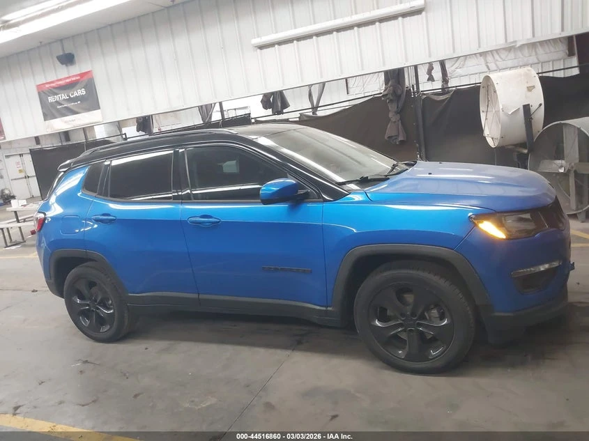 Jeep Compass 2.4l Altitude Fwd, снимка 13 - Автомобили и джипове - 54116032