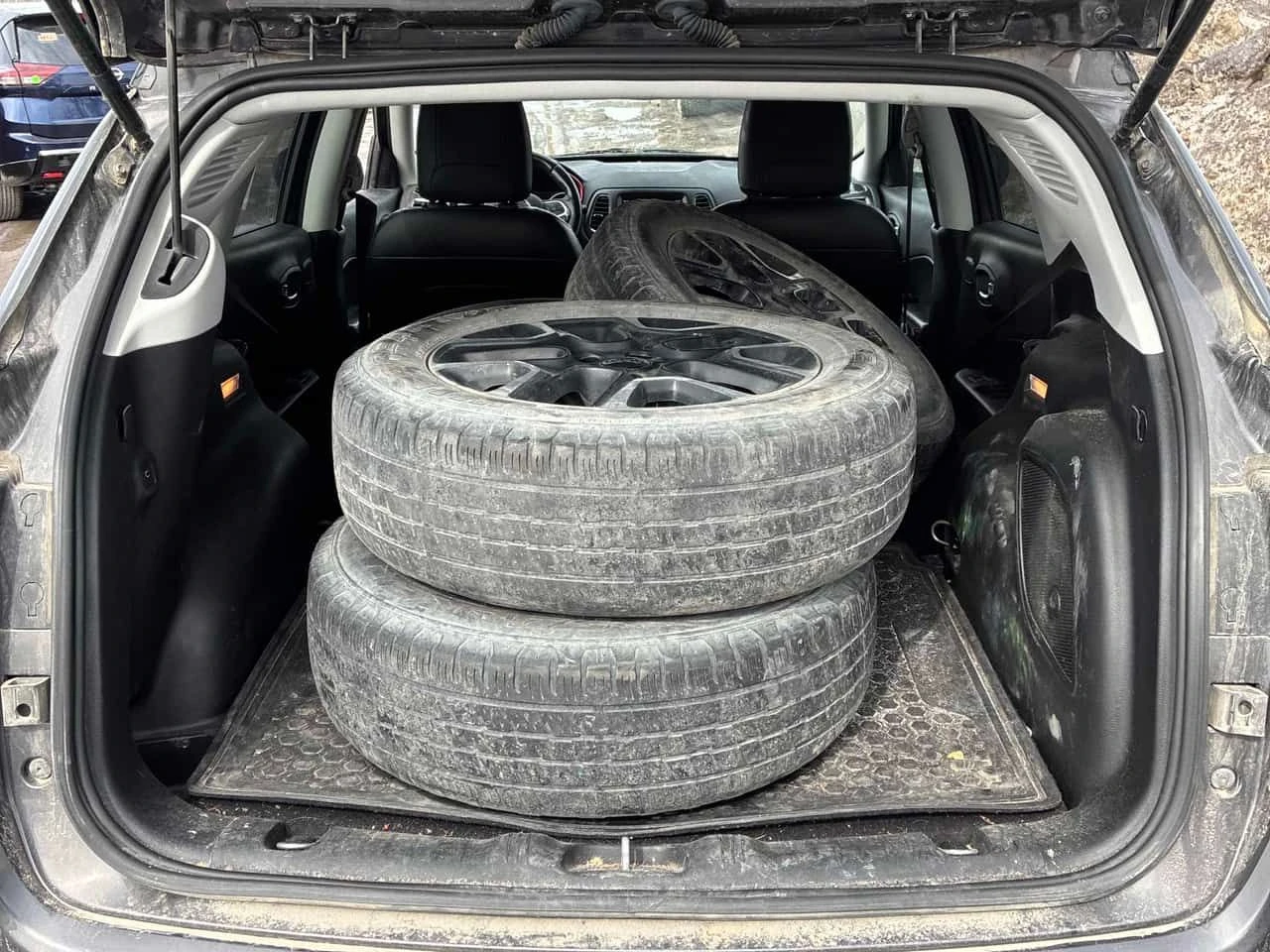 Jeep Compass * Trailhawk Elite * KEYLESS * PANO * ПОДГРЕВИ * , снимка 16 - Автомобили и джипове - 54134492