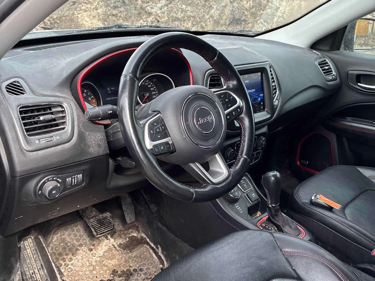 Jeep Compass * Trailhawk Elite * KEYLESS * PANO * ПОДГРЕВИ * , снимка 5 - Автомобили и джипове - 54134492