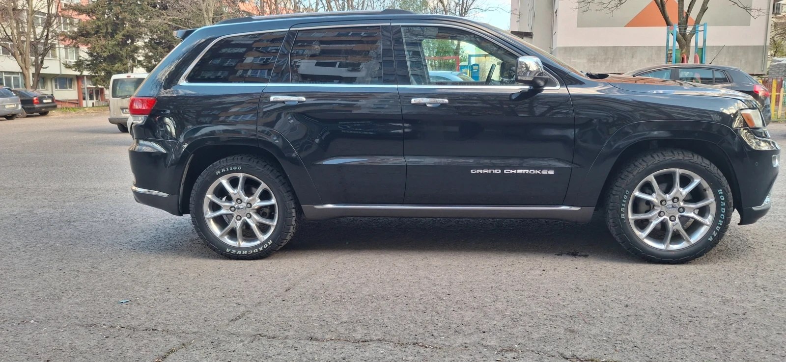 Jeep Grand cherokee Summit LPG, снимка 2 - Автомобили и джипове - 54156007
