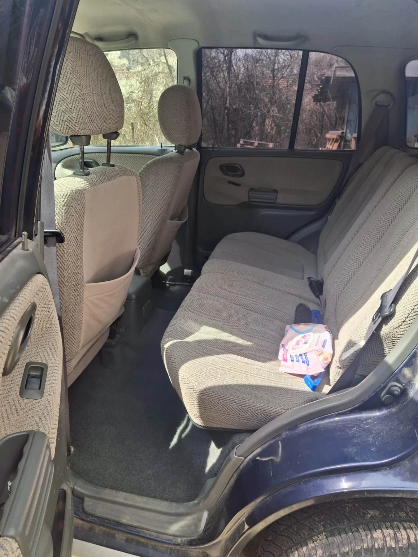 Suzuki Grand vitara 2.5 i V6, снимка 8 - Автомобили и джипове - 54181805