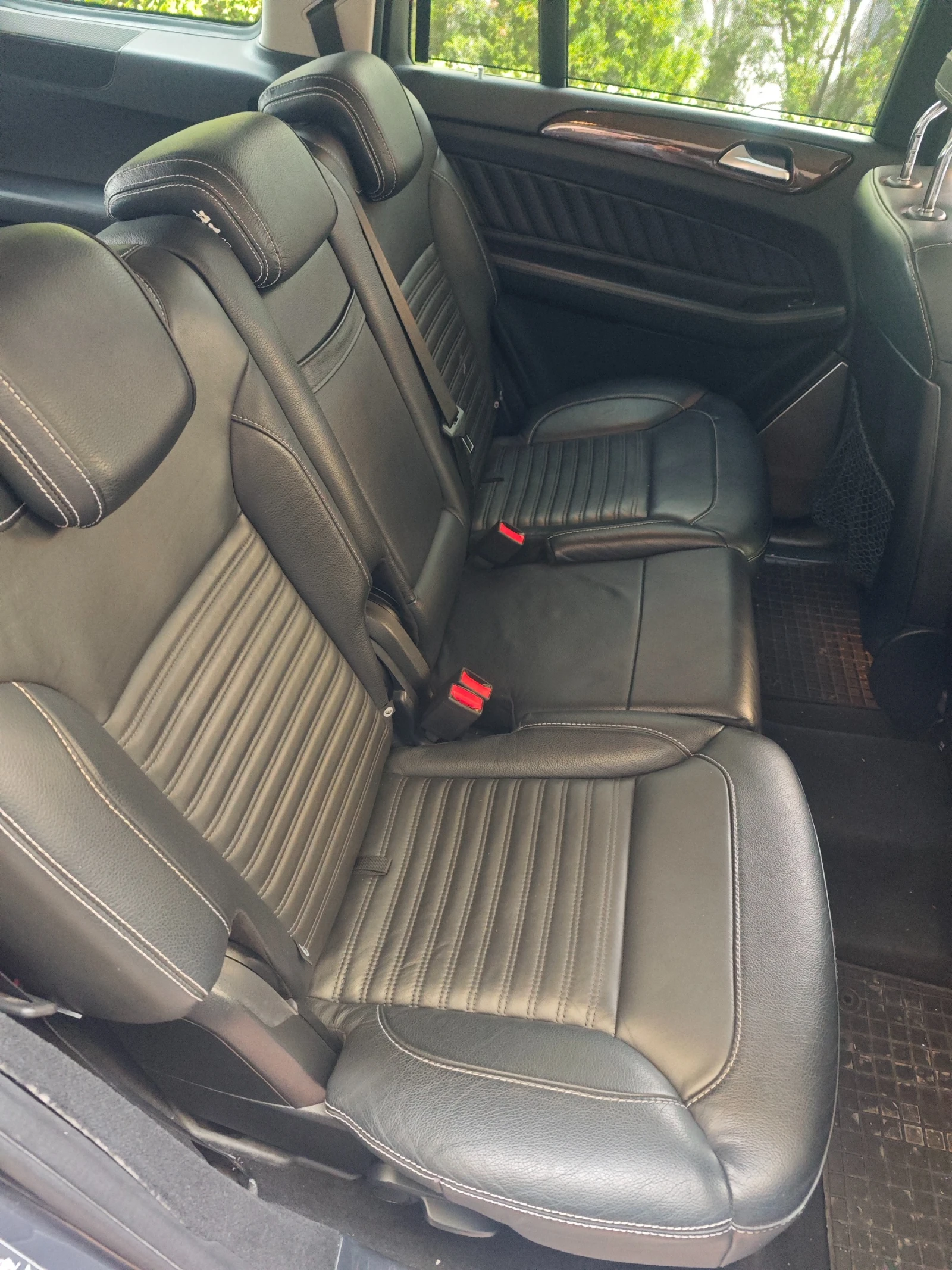 Mercedes-Benz GLS 350, снимка 9 - Автомобили и джипове - 55050888