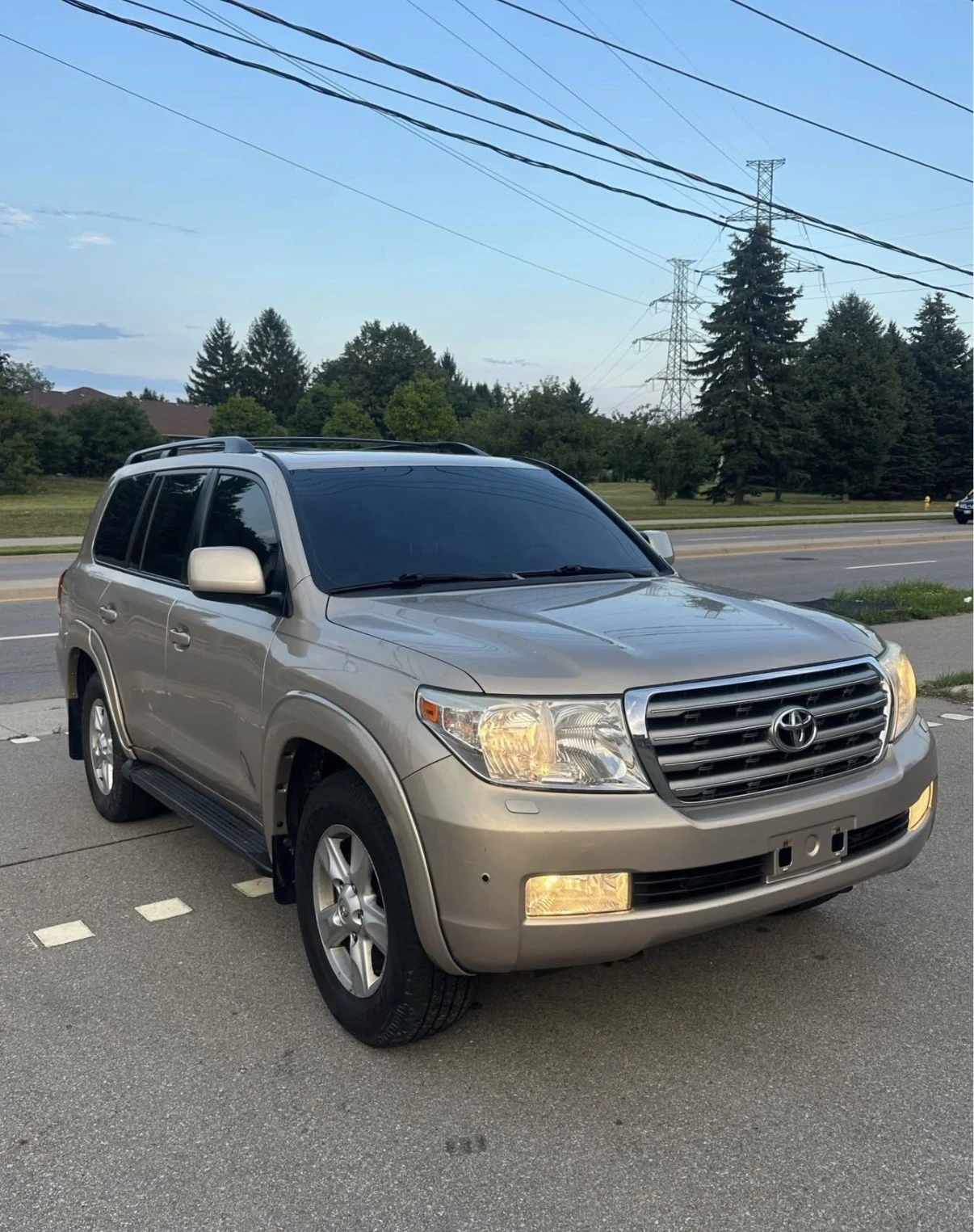 Toyota Land cruiser 5.7 V8 | 7 МЕСТЕН | CARFAX | , снимка 2 - Автомобили и джипове - 55631969
