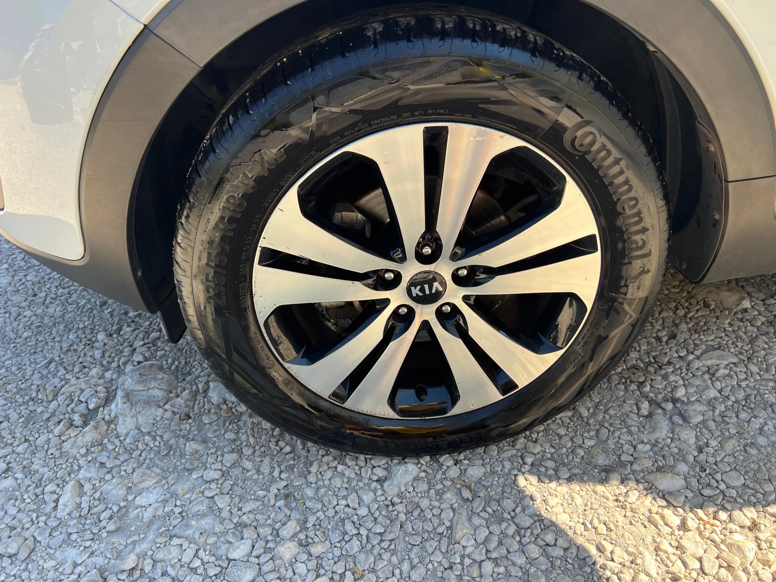 Kia Sportage 1.7 CRDI Facelift кожен салон, снимка 16 - Автомобили и джипове - 56017771