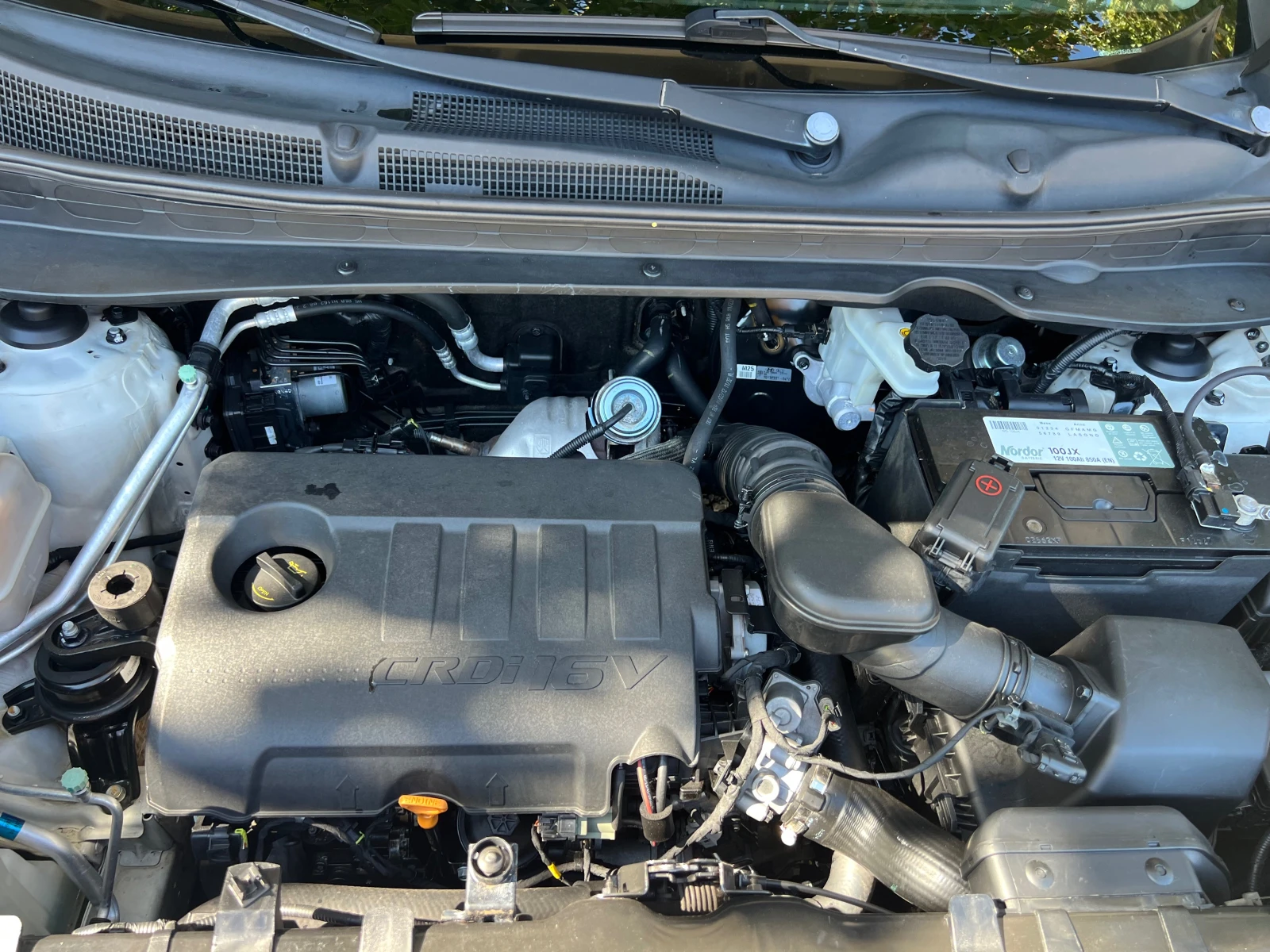 Kia Sportage 1.7 CRDI Facelift кожен салон, снимка 17 - Автомобили и джипове - 56017771