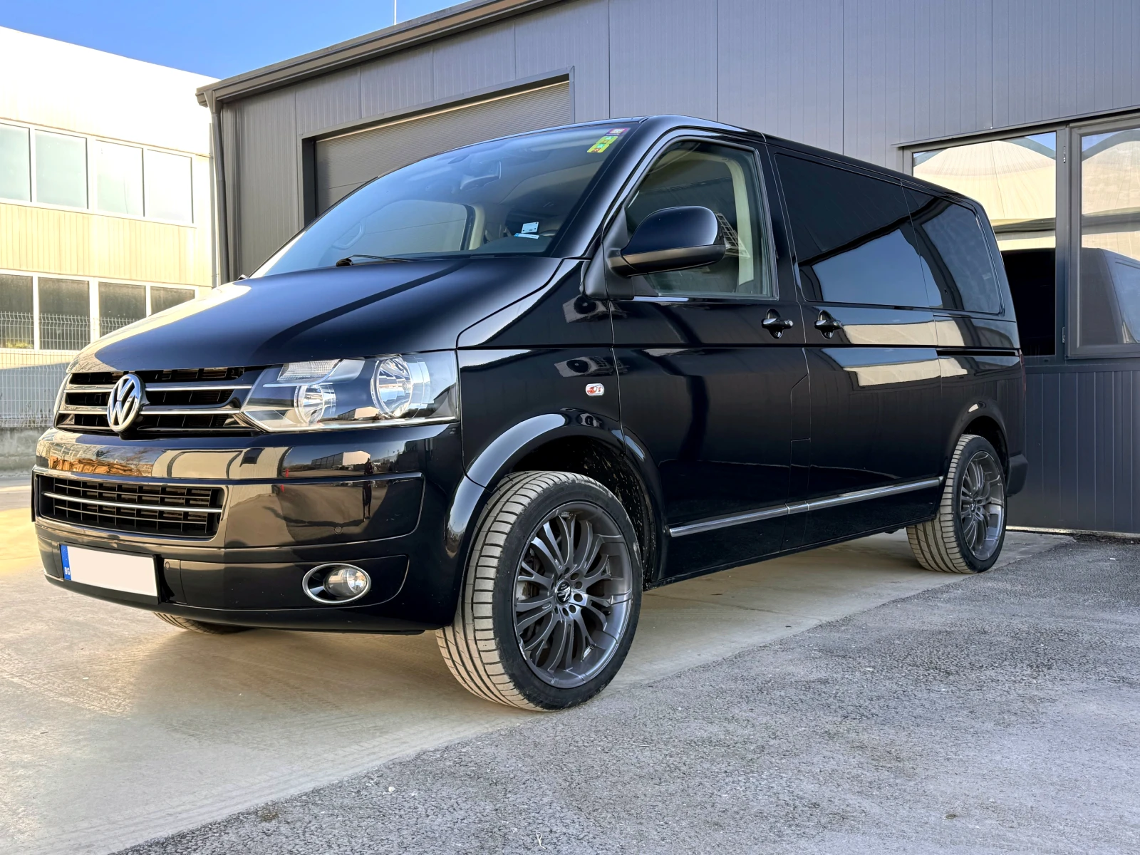 VW Multivan 2.0Tdi ГЕРМАНИЯ - изображение 2