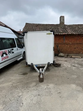 ����� �� �������� �� �� ��������� Humbaur ��