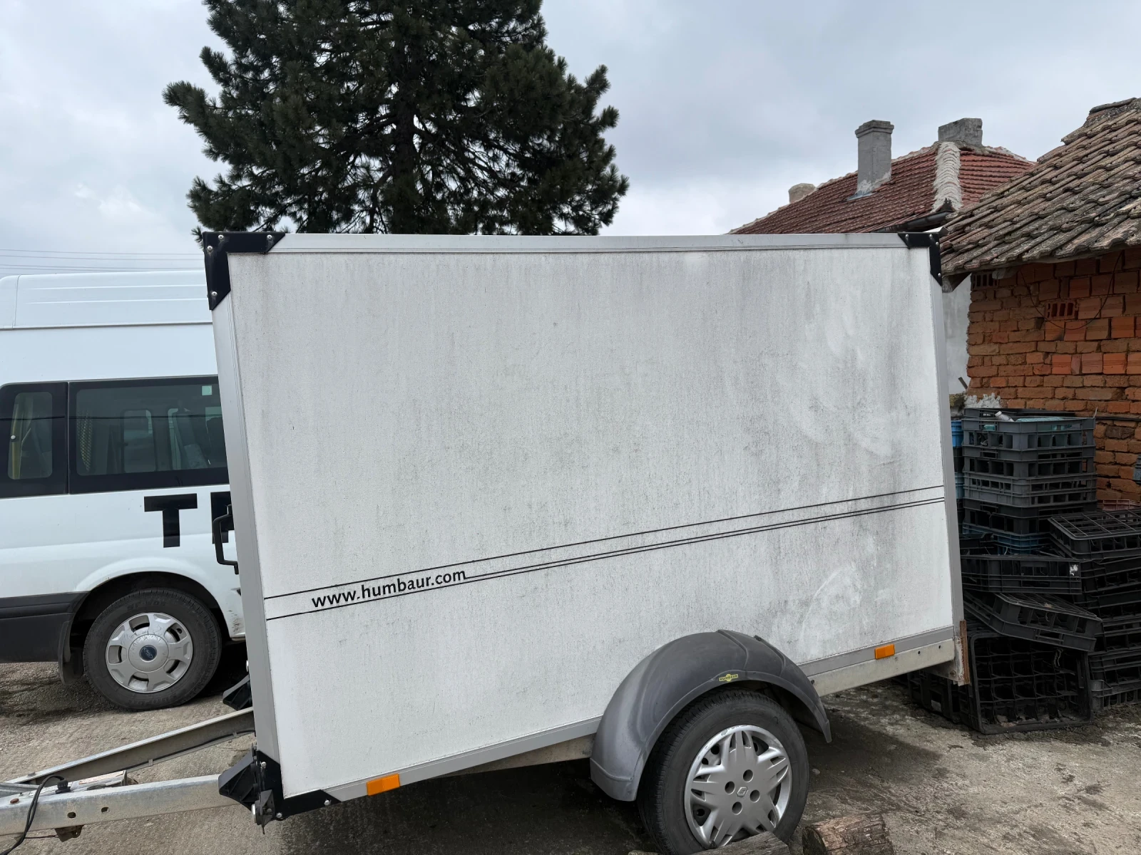 За автомобил Humbaur Хк, снимка 2 - Ремаркета - 53899453