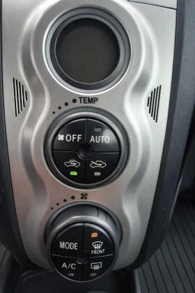 Toyota Yaris, снимка 10