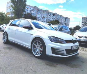 VW Golf GTI 2.0 TFS 230 PERFORMANCE, снимка 3